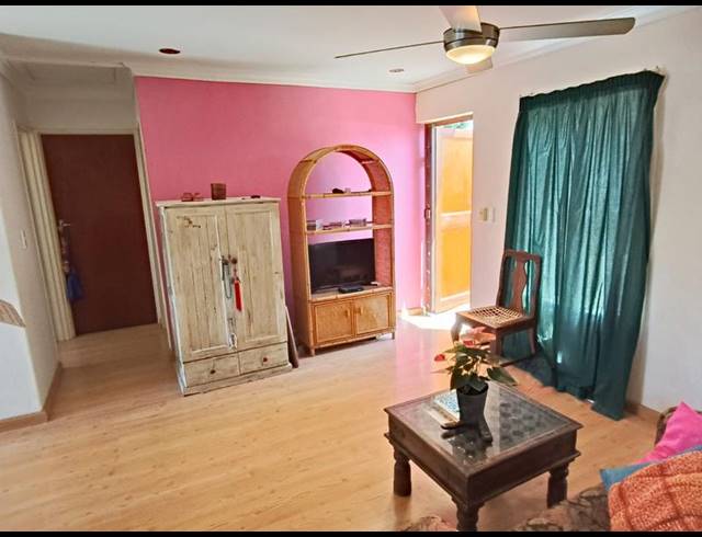 2 BEDROOM HOUSE FOR SALE IN OAKGLEN